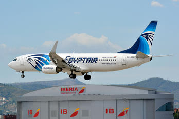 SU-GDX - Egyptair Boeing 737-800