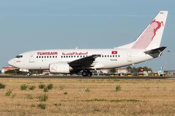 TS-IOQ - Tunisair Boeing 737-600