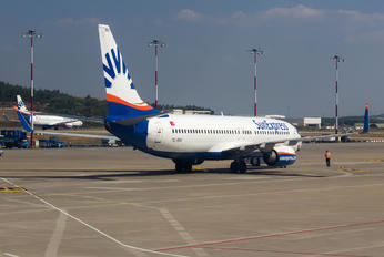 TC-SNV - SunExpress Boeing 737-800