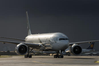 AP-BGJ - PIA - Pakistan International Airlines Boeing 777-200ER