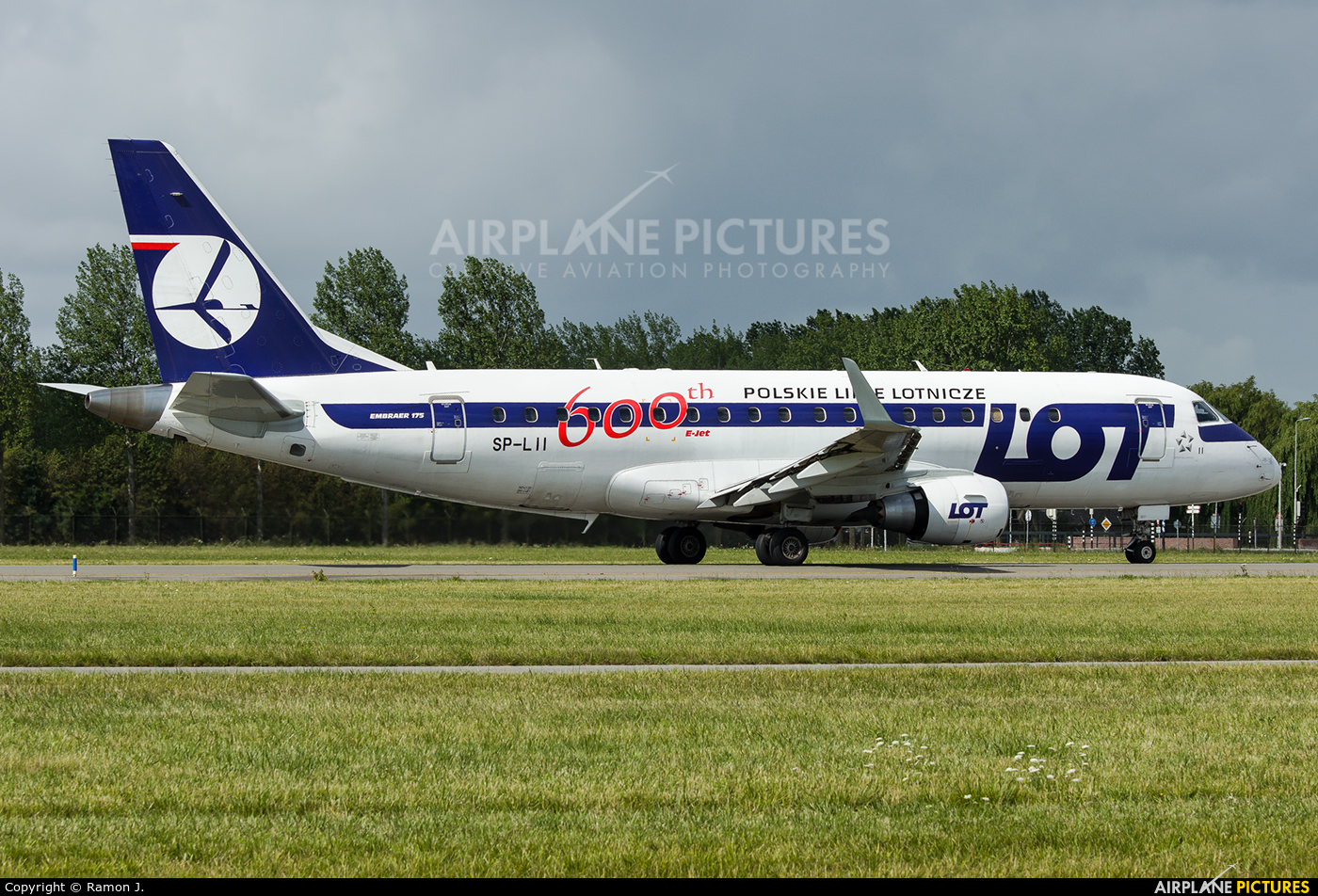LOT - Polish Airlines SP-LII aircraft at Amsterdam - Schiphol