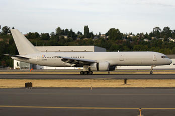 OO-TFA - TNT Boeing 757-200F