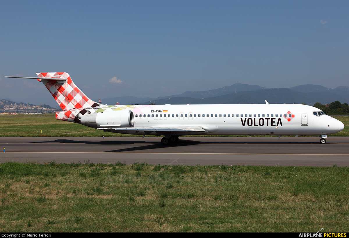 Volotea Airlines EI-FGH aircraft at Bergamo - Orio al Serio