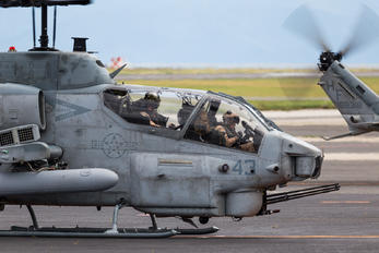 165049 - USA - Marine Corps Bell AH-1W Super Cobra
