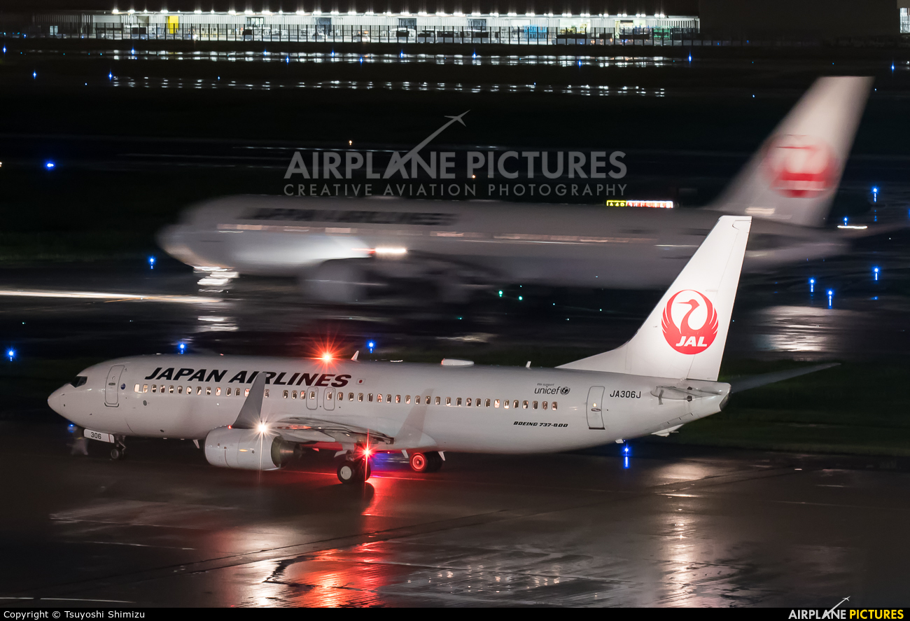 JAL - Japan Airlines JA306J aircraft at Tokyo - Haneda Intl