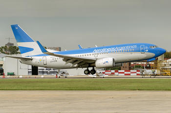 LV-CYN - Aerolineas Argentinas Boeing 737-700