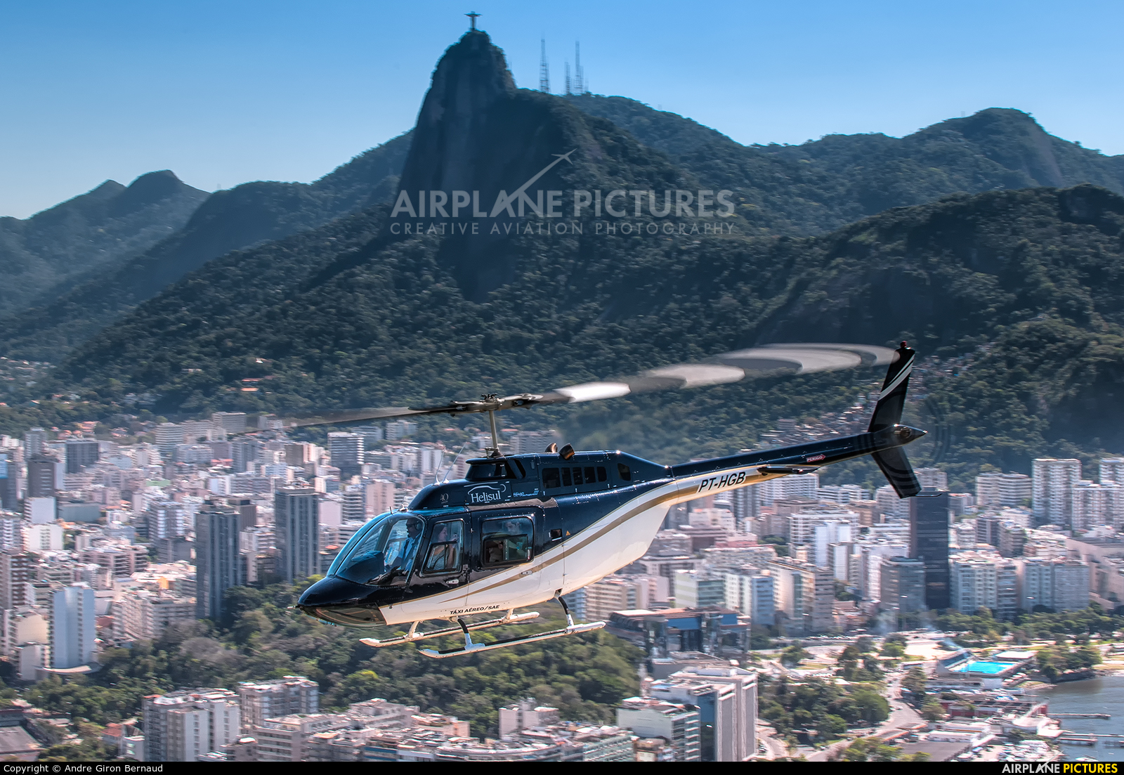 Helisul Táxi Aéreo PT-HGB aircraft at Rio de Janeiro - Morro da Urca Heliport