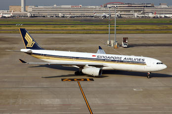 9V-STC - Singapore Airlines Airbus A330-300