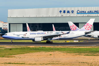 B-18361 - China Airlines Airbus A330-300