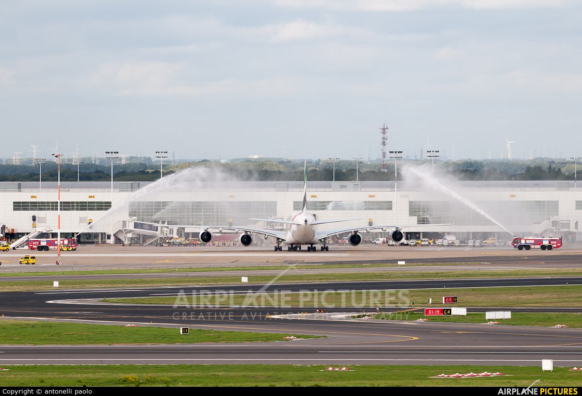 Emirates Airlines A6-EEV aircraft at Brussels - Zaventem