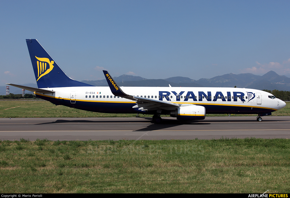 Ryanair EI-EGA aircraft at Bergamo - Orio al Serio