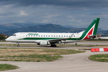 EI-RDE - Alitalia Embraer ERJ-175 (170-200)