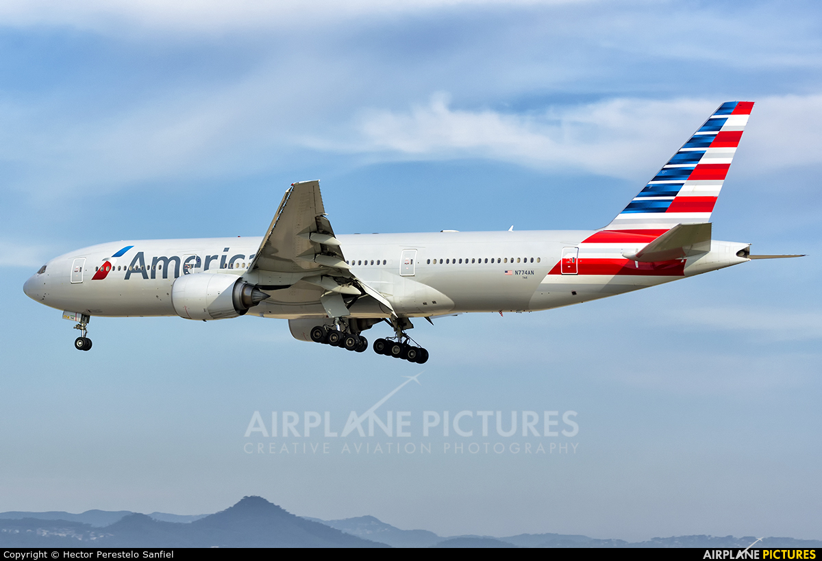 American Airlines N774AN aircraft at Barcelona - El Prat