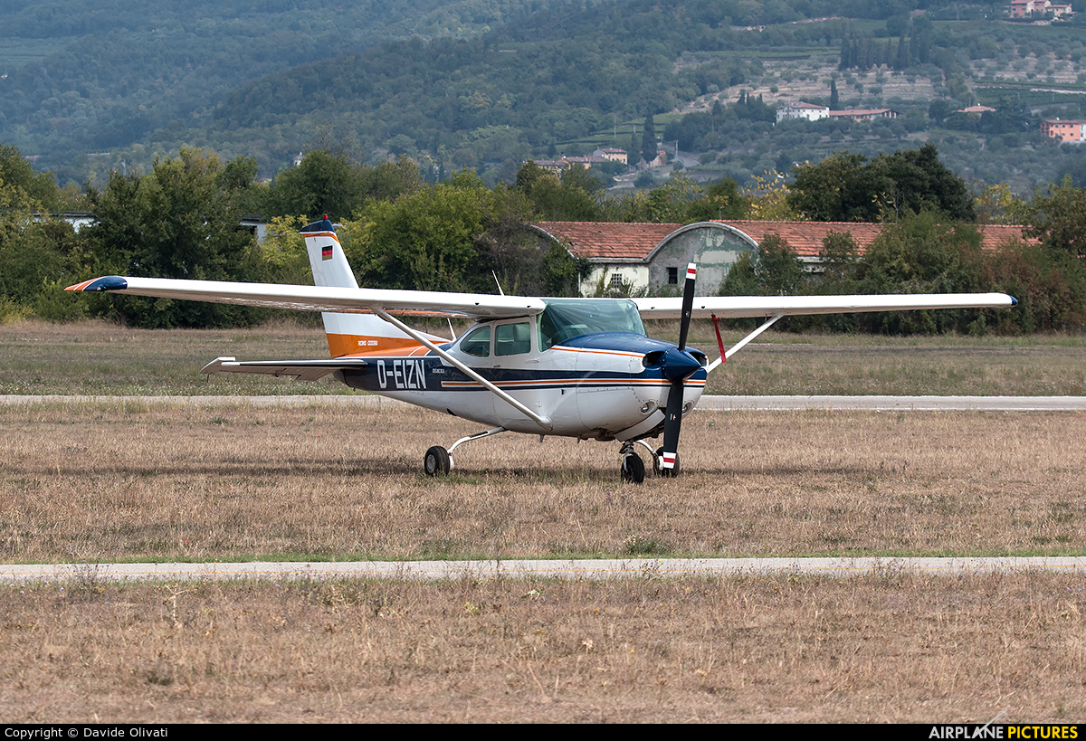 Private D-EIZN aircraft at Verona - Boscomantico