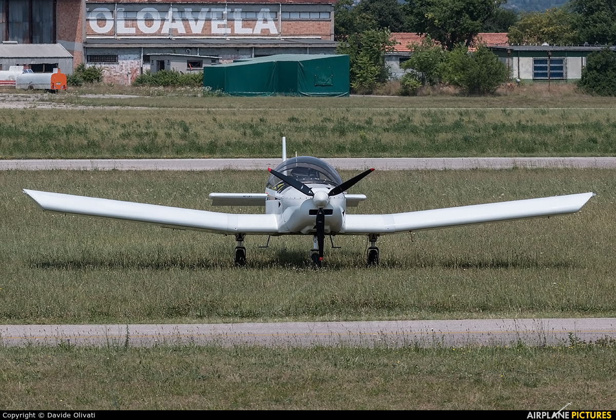 Private G-OANN aircraft at Verona - Boscomantico