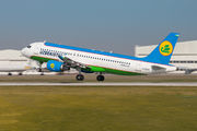 Uzbekistan Airways UK32014 image