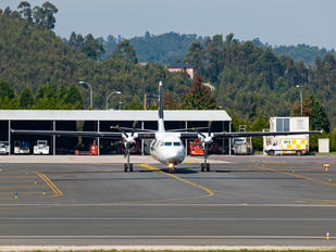 OO-VLS - VLM Airlines Fokker 50