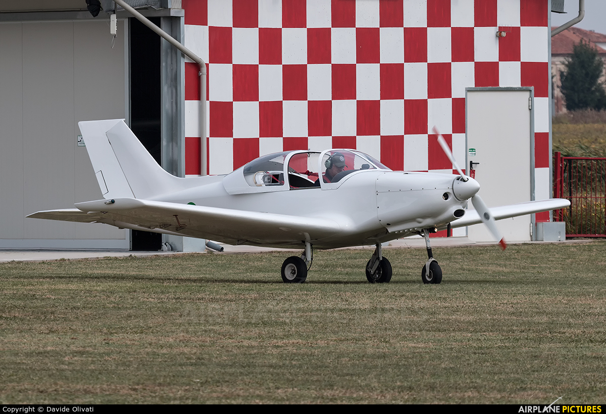 Private I-B260 aircraft at Legnago