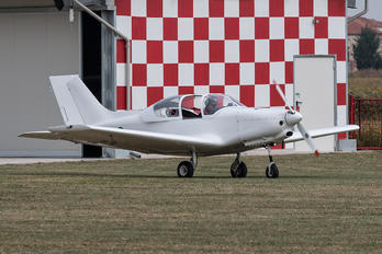 I-B260 - Private Pioneer 300 Hawk