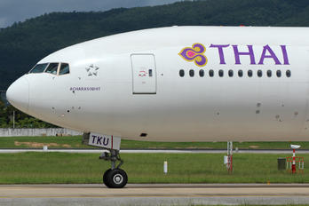 HS-TKU - Thai Airways Boeing 777-300ER