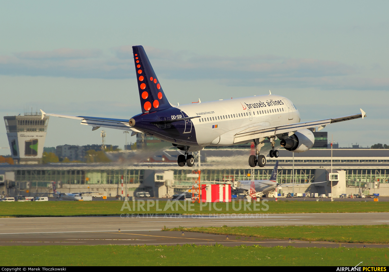Brussels Airlines OO-SSF aircraft at Warsaw - Frederic Chopin