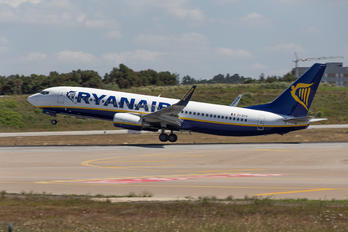 EI-DYV - Ryanair Boeing 737-800