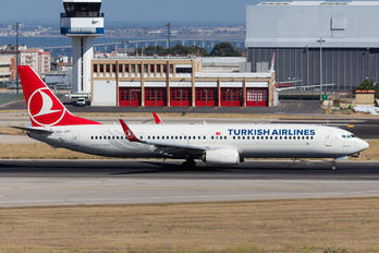 TC-JYF - Turkish Airlines Boeing 737-900ER