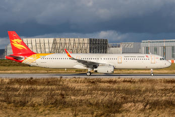 D-AXVP - Capital Airlines Beijing Airbus A321