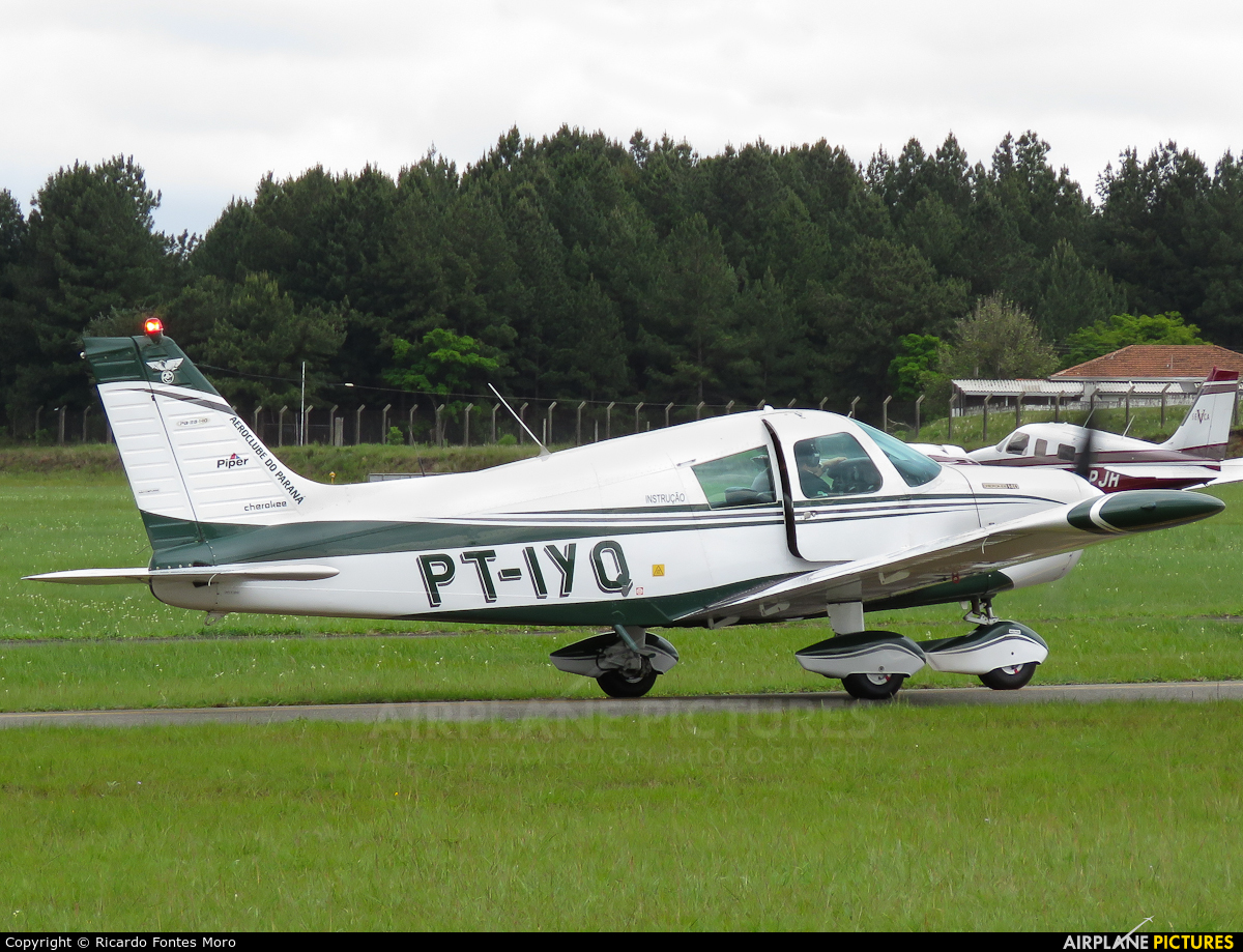 Aeroclube do Paraná PT-IYQ aircraft at Curitiba - Bacacheri