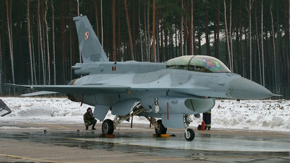 4082 - Poland - Air Force Lockheed Martin F-16D block 52+Jastrząb