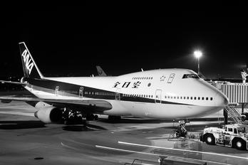 JA8139 - ANA - All Nippon Airways Boeing 747SR