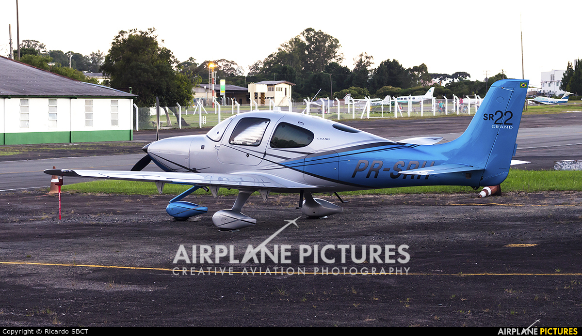 Private PR-SRH aircraft at Curitiba - Bacacheri