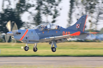 048 - Poland - Air Force "Orlik Acrobatic Group" PZL 130 Orlik TC-1 / 2