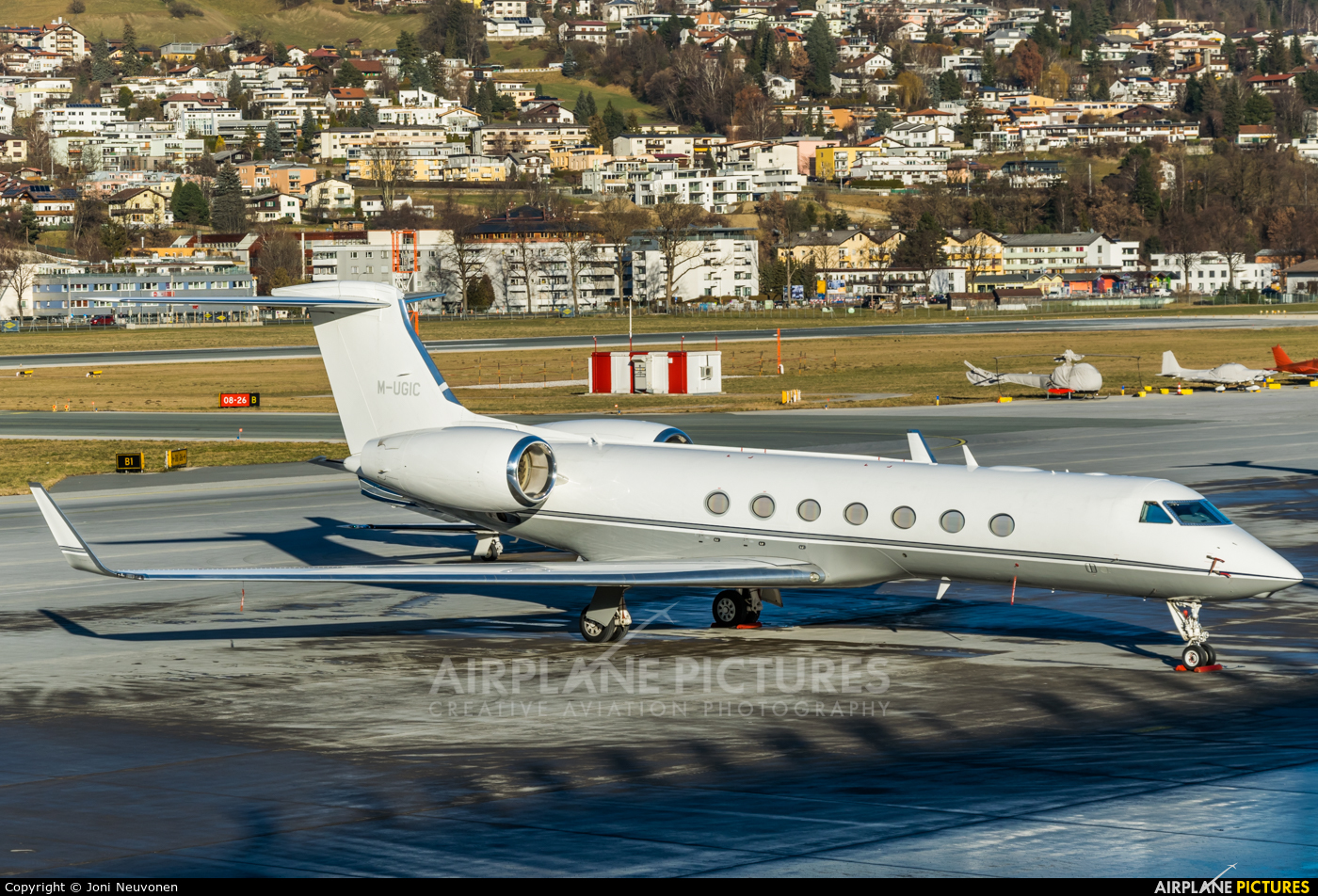 Private M-UGIC aircraft at Innsbruck