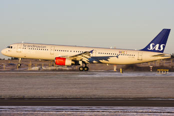 OY-KBE - SAS - Scandinavian Airlines Airbus A321