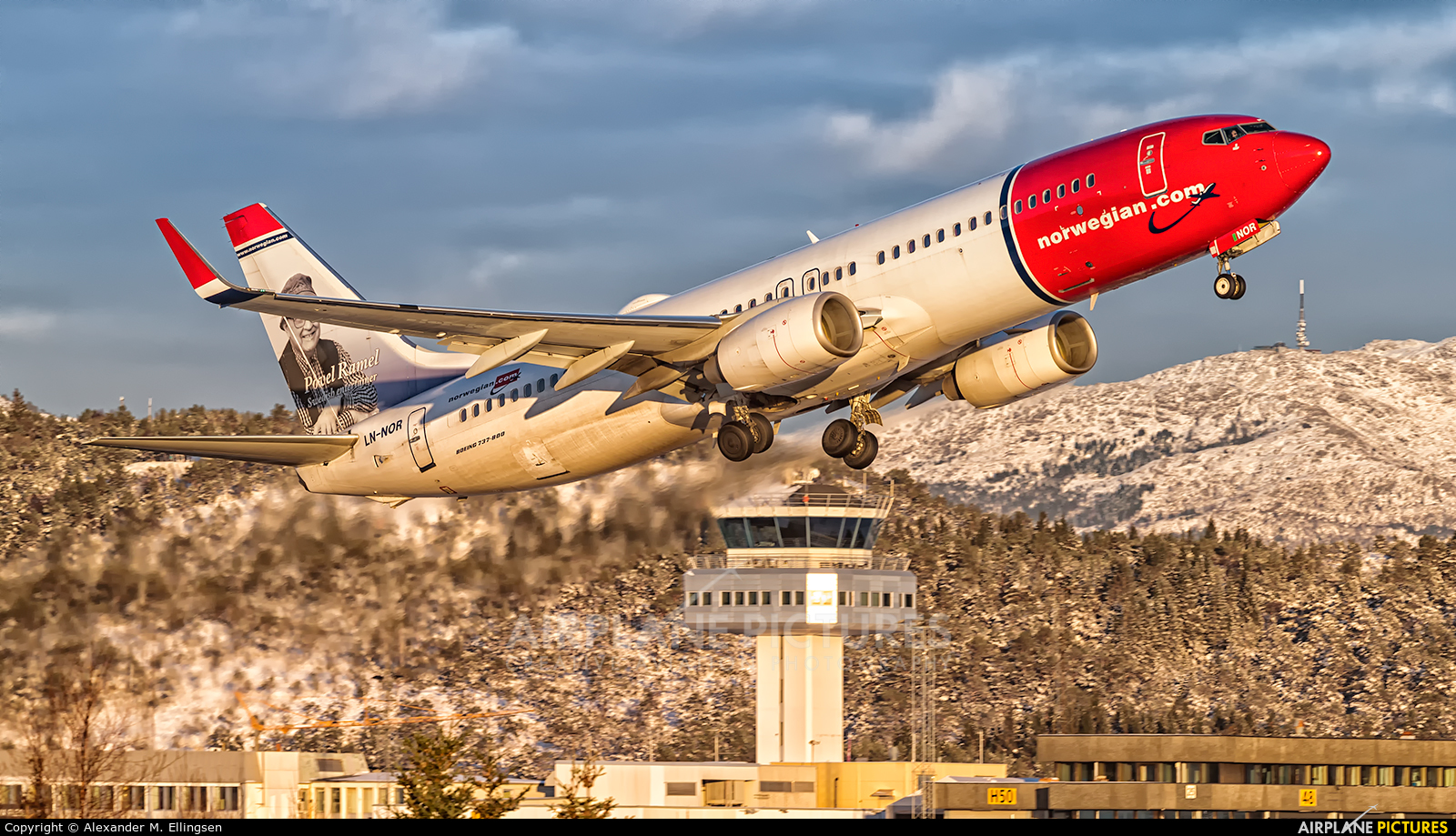 Norwegian Air Shuttle LN-NOR aircraft at Bergen - Flesland