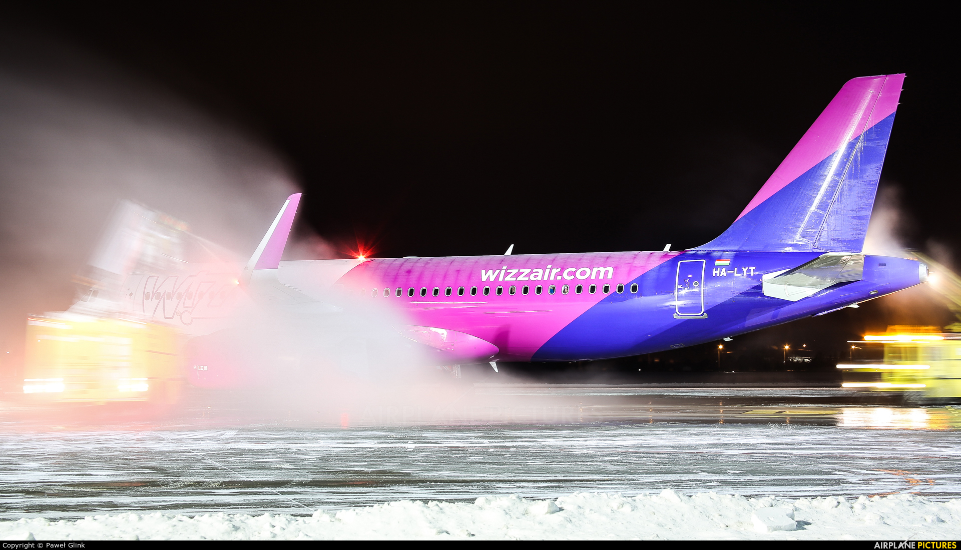 Wizz Air HA-LYT aircraft at Gdańsk - Lech Wałęsa