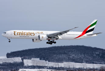 A6-EPD - Emirates Airlines Boeing 777-300ER