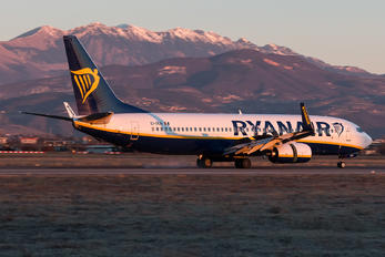 EI-DLN - Ryanair Boeing 737-800
