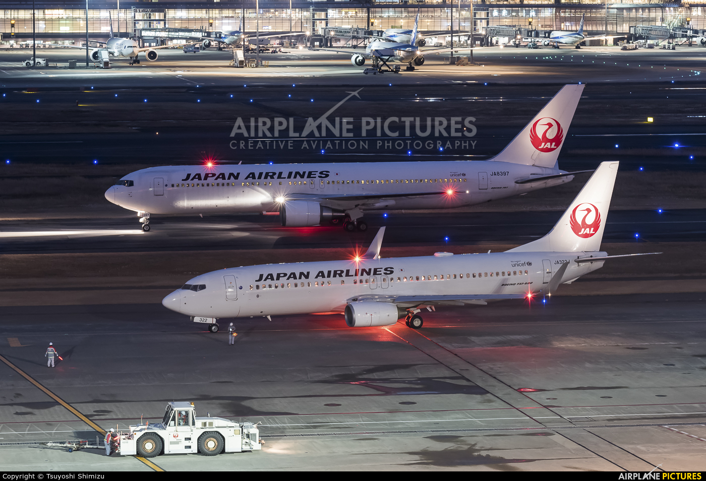 JAL - Japan Airlines JA332J aircraft at Tokyo - Haneda Intl