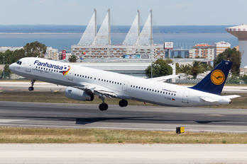 D-AIDG - Lufthansa Airbus A321