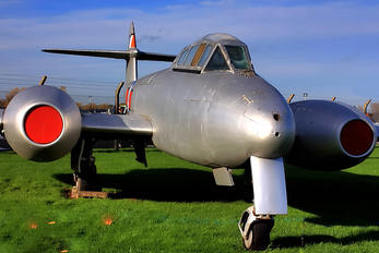VZ634 - Royal Air Force Gloster Meteor T.7