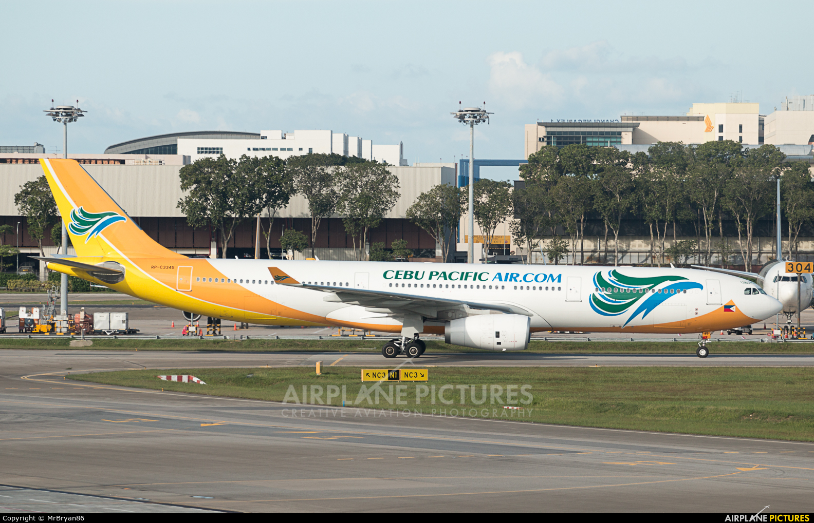 Cebu Pacific Air RP-C3345 aircraft at Singapore - Changi