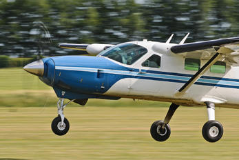 N208AY - Private Cessna 208 Caravan