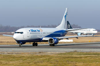 YR-BAR - Blue Air Boeing 737-400