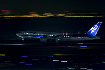 JA702A - ANA - All Nippon Airways Boeing 777-200