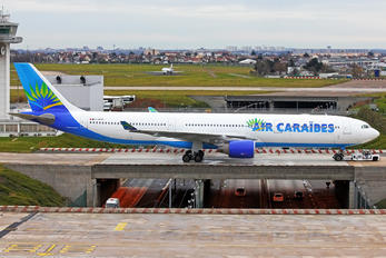 F-HPTP - Air Caraibes Airbus A330-300