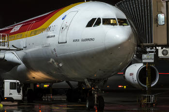 EC-HGV - Iberia Airbus A340-300