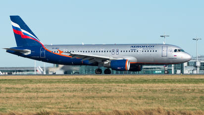 VP-BKC - Aeroflot Airbus A320