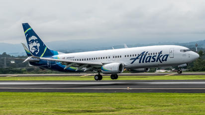 N566AS - Alaska Airlines Boeing 737-800